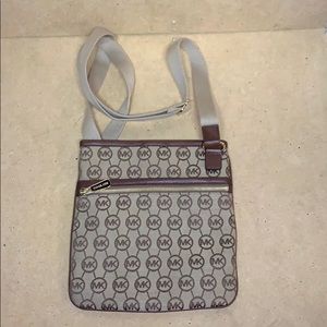 Michael Kors Crossbody